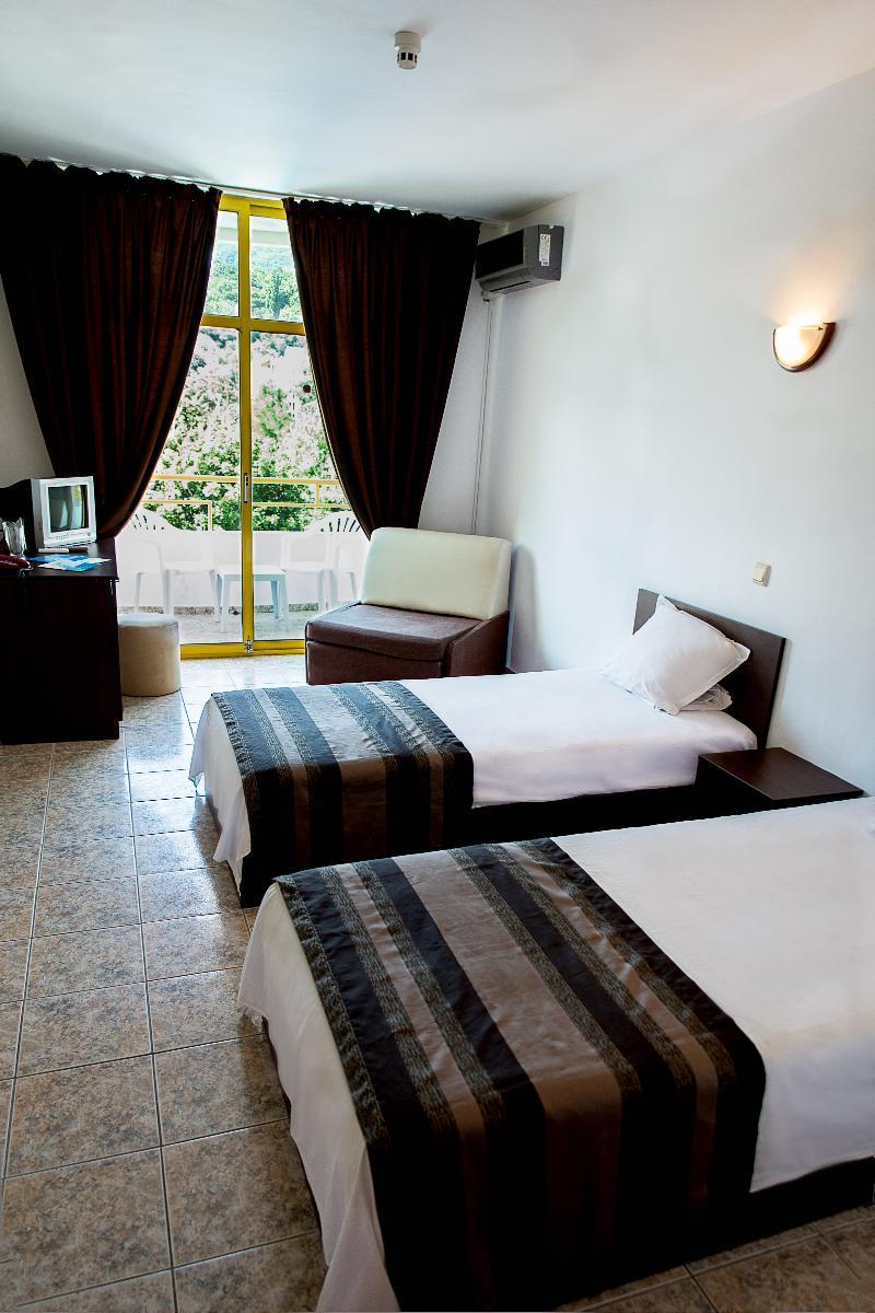 Hôtel Party Golden Sands à Varna Extérieur photo